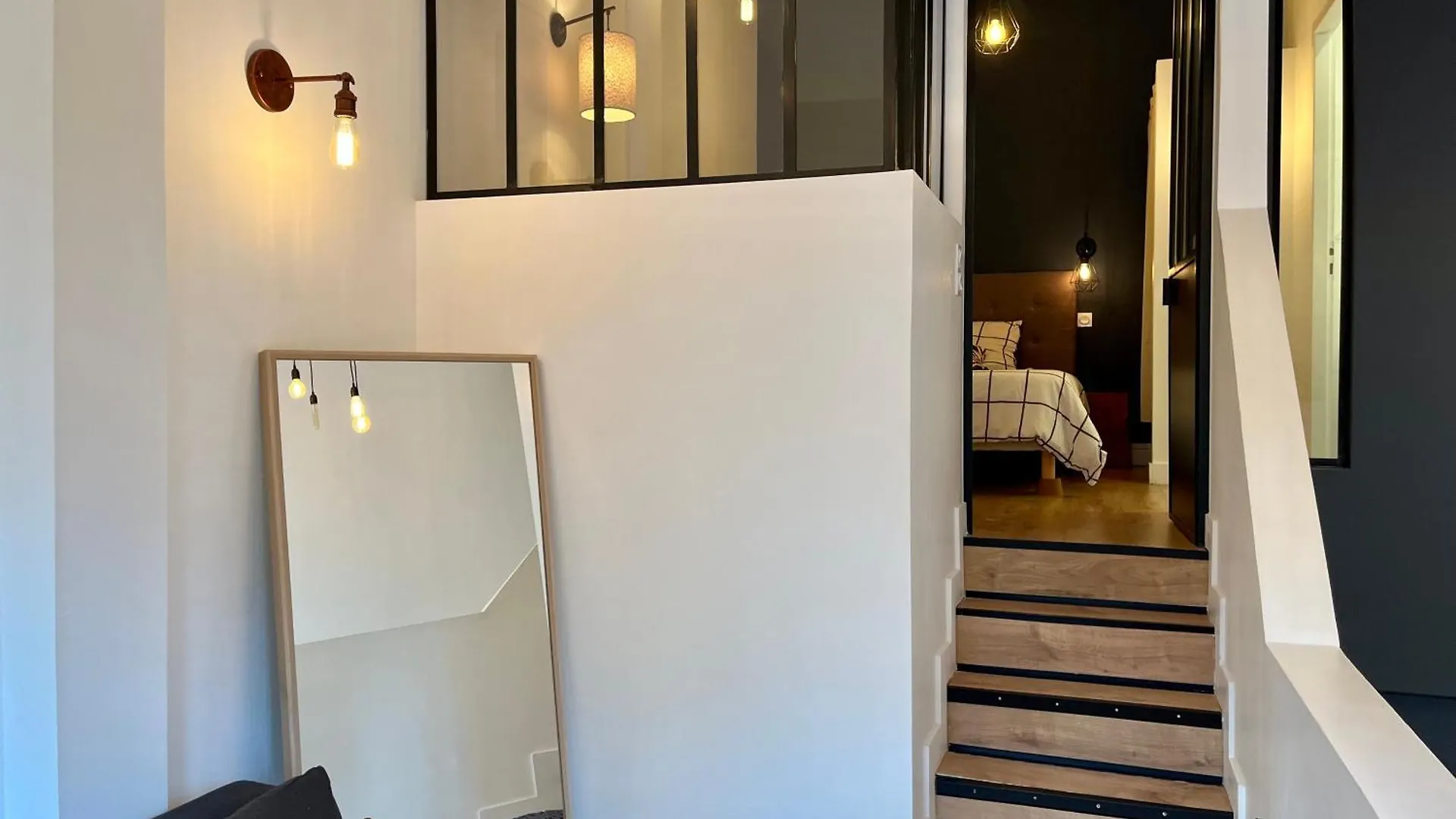 Apartment Suite Coraline Lyon